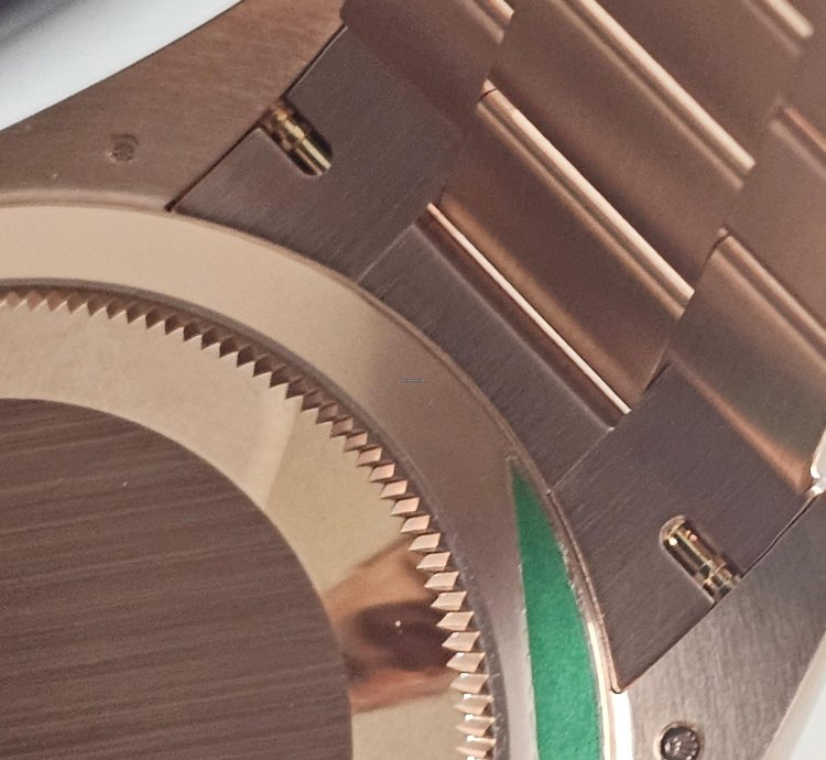 Rolex Day-date 40 Rose Gold 228235 Never Worn