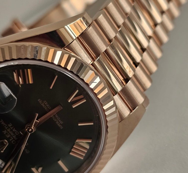 Rolex Day-date 40 Rose Gold 228235 Never Worn