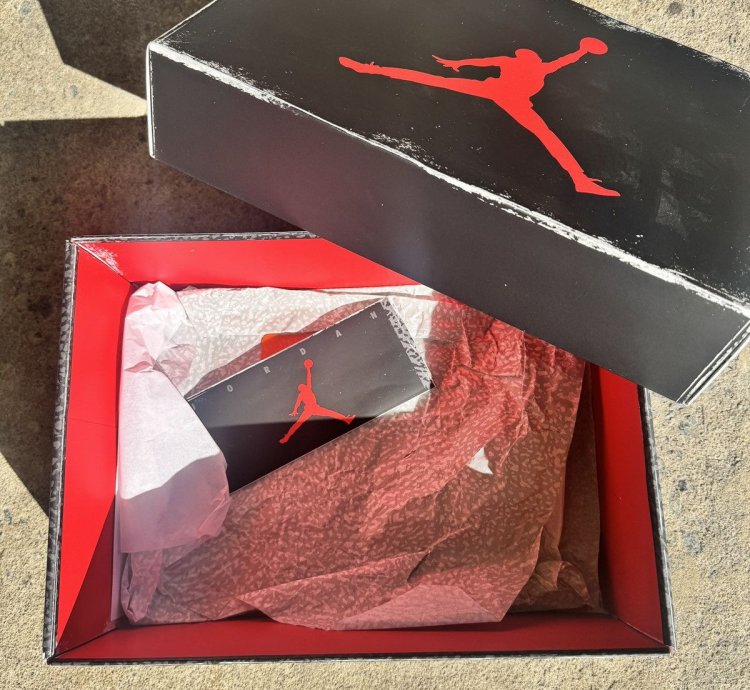 Jordan 3 White Cement Reimagined 2023 Size 9