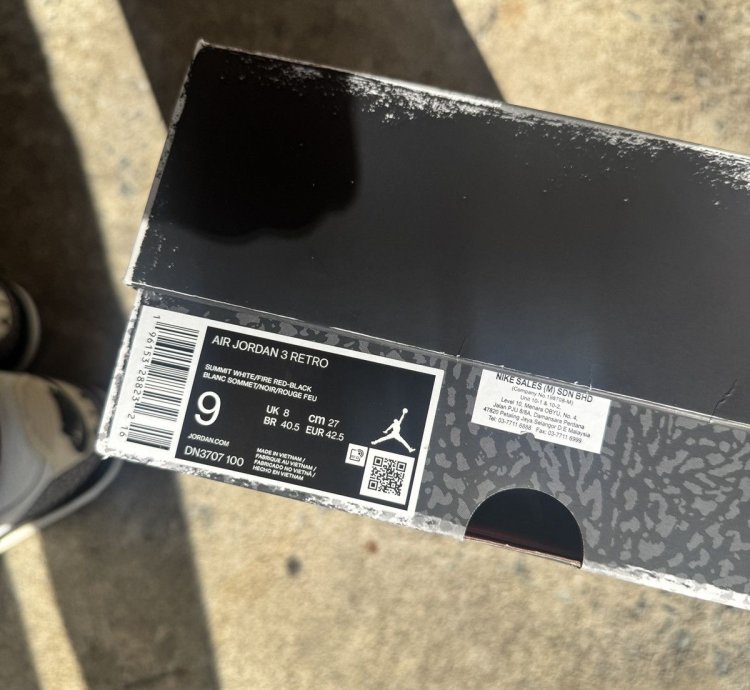 Jordan 3 White Cement Reimagined 2023 Size 9