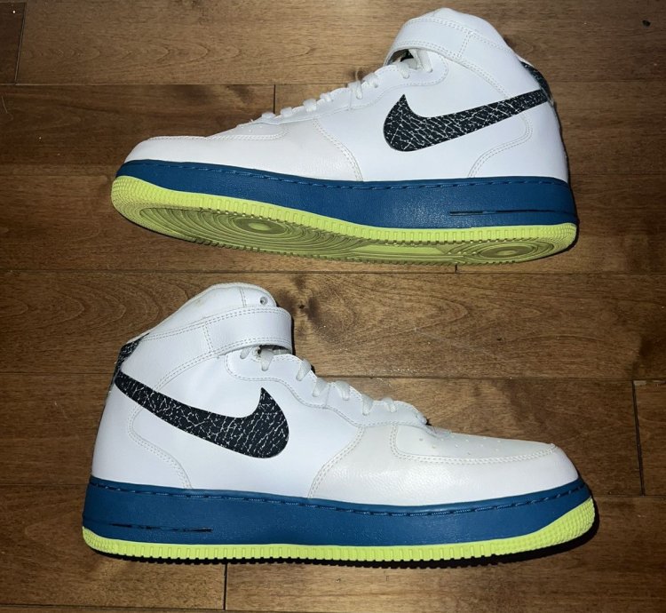 2013 Nike Air Force 1 Mid Black White Green Abyss Volt