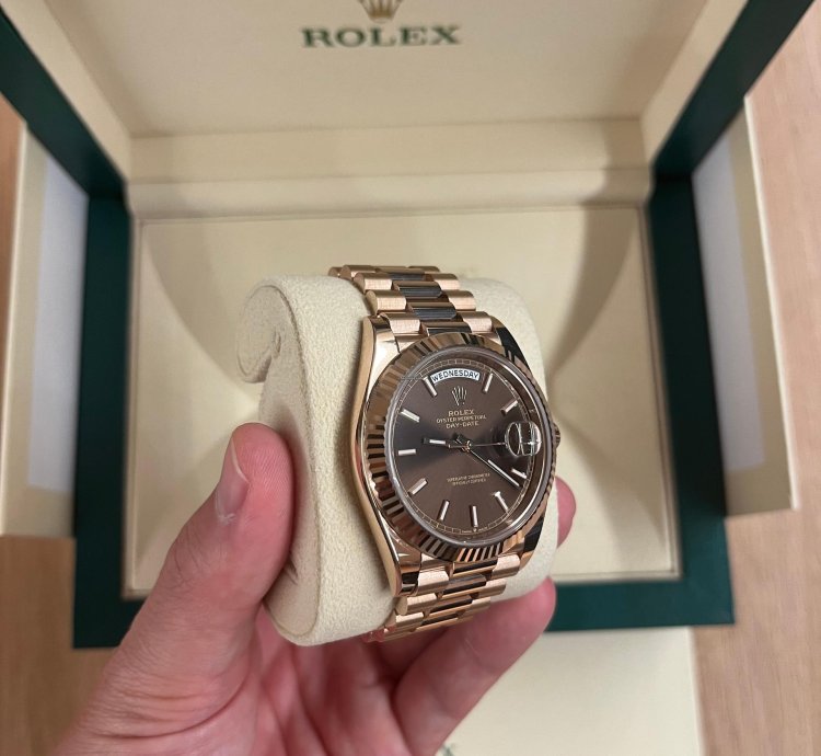 Rolex Day-date 40 Rose Gold Cadran Chocolat Full Set Neuve