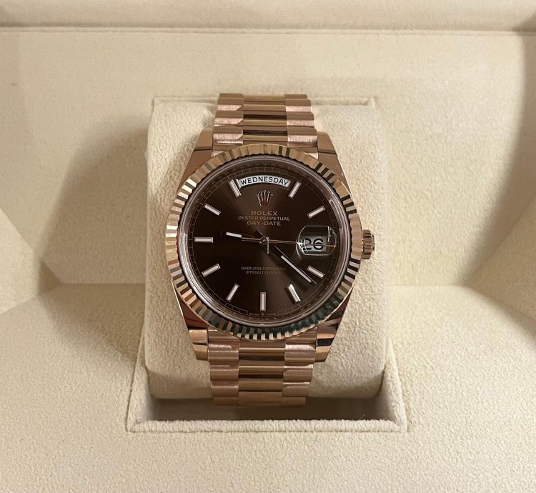 Rolex Day-date 40 Rose Gold Cadran Chocolat Full Set Neuve
