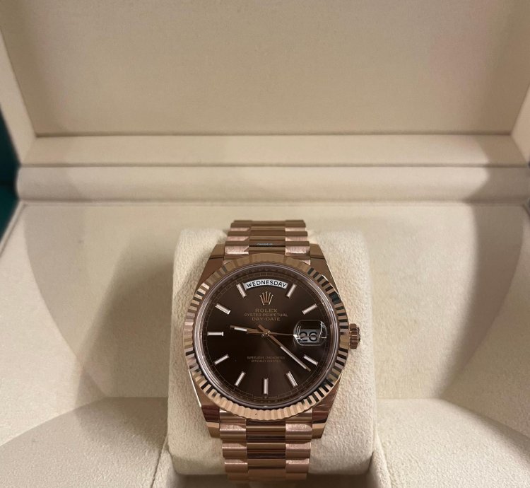 Rolex Day-date 40 Rose Gold Cadran Chocolat Full Set Neuve