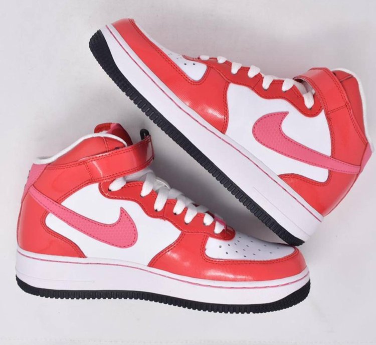 2013 Nike Air Force 1 Mid Valentines Day