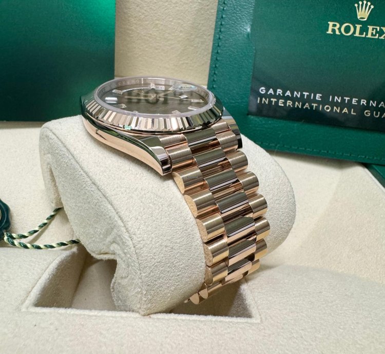 Rolex Day-date 40 Rose Gold Chocolate Baguette Dial 2023