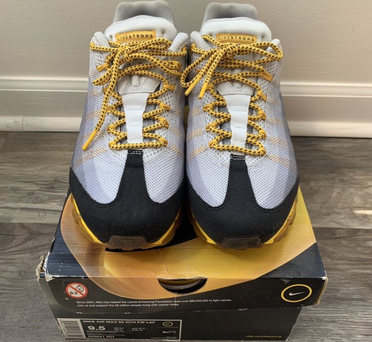 2013 Nike Livestrong Air Max 95 Dyn Fw Varsity Maize