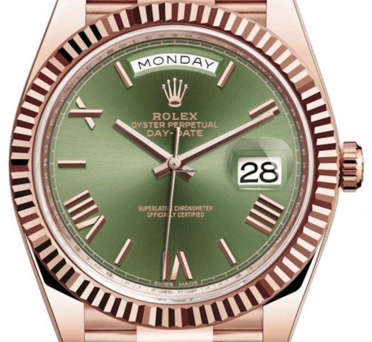 Rolex Day-date 40 Rose Gold Day-date 40 Olive Green Roman Dial 228235 Unworn 2024