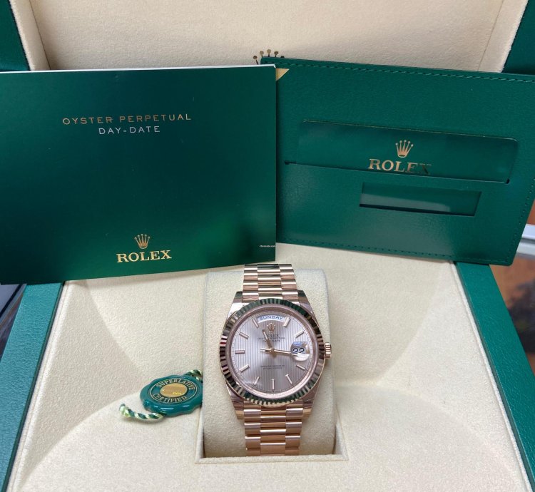 Rolex Day-date 40 Rose Gold Day-date 40mm Sundust Tapestry Stick Dial 228235 2022 New