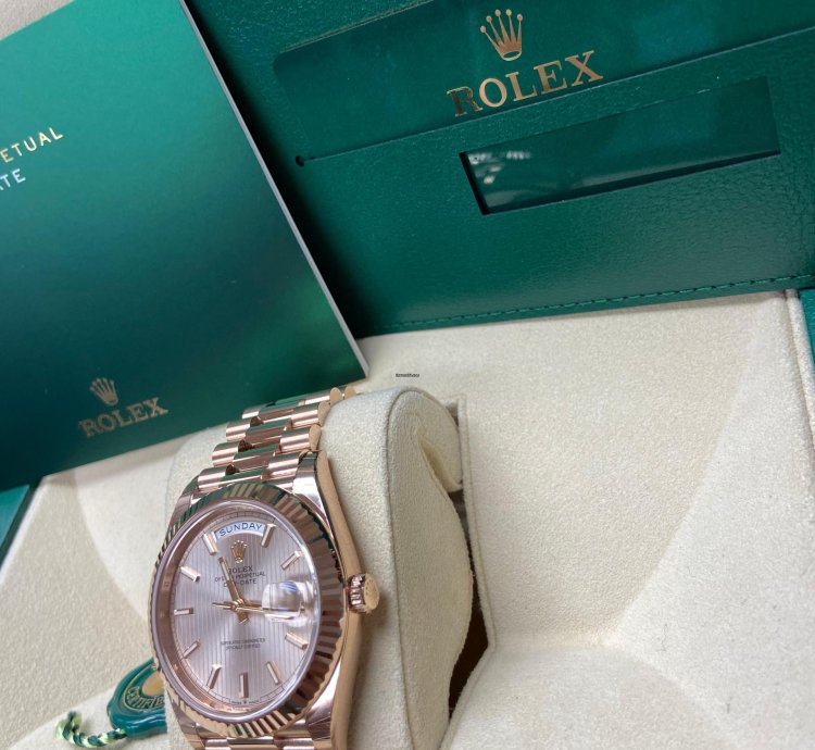 Rolex Day-date 40 Rose Gold Day-date 40mm Sundust Tapestry Stick Dial 228235 2022 New