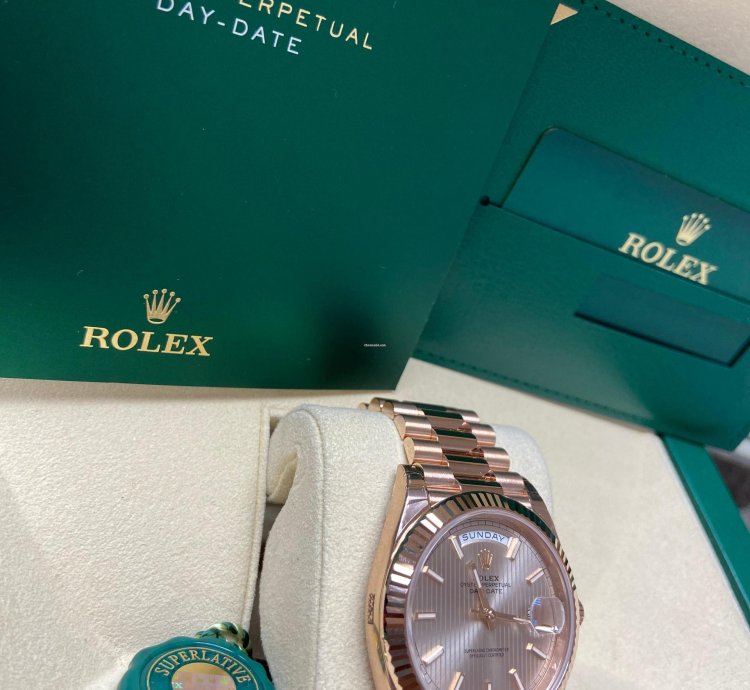 Rolex Day-date 40 Rose Gold Day-date 40mm Sundust Tapestry Stick Dial 228235 2022 New