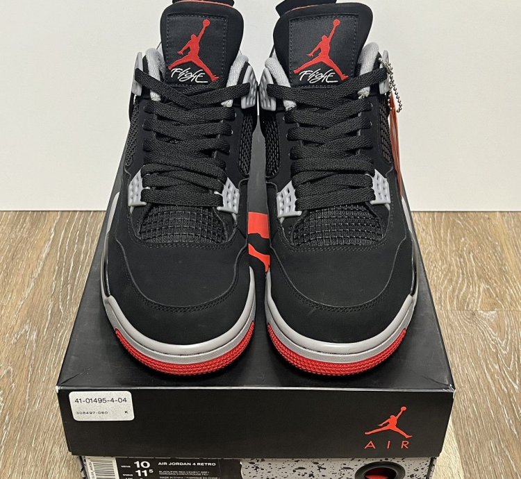 Jordan 4 Bred
