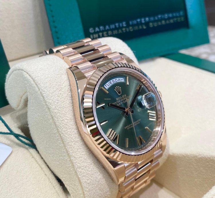 Rolex Day-date 40 Rose Gold Olive Roman Dial 2023