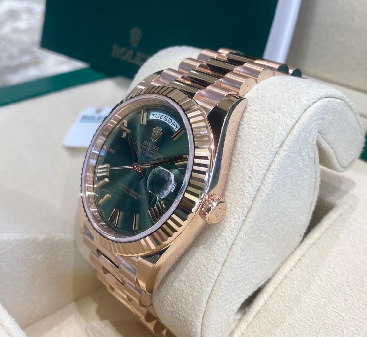 Rolex Day-date 40 Rose Gold Olive Roman Dial 2023