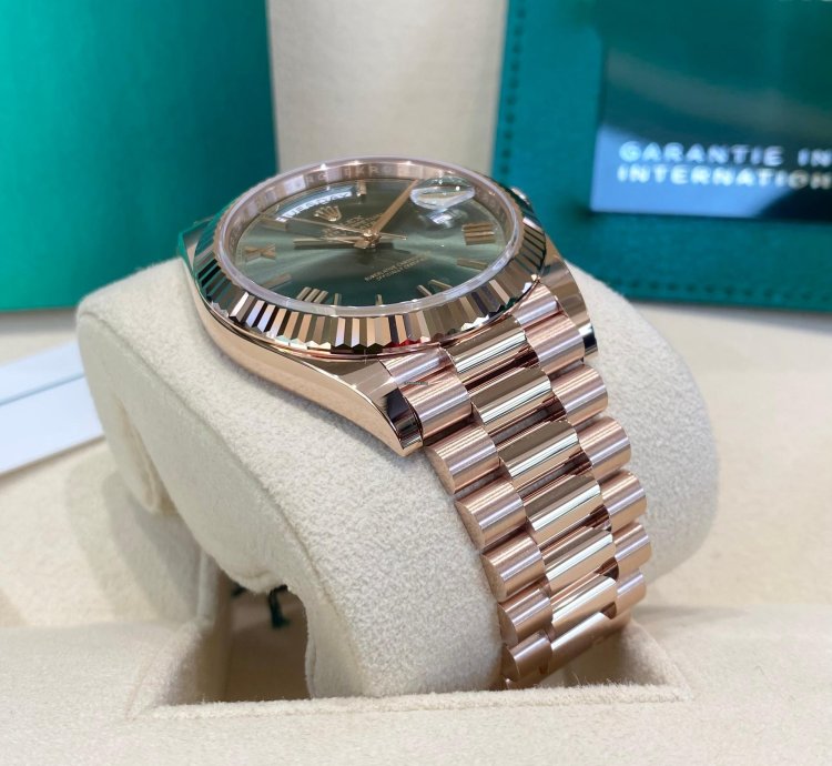 Rolex Day-date 40 Rose Gold Olive Roman Dial 2023