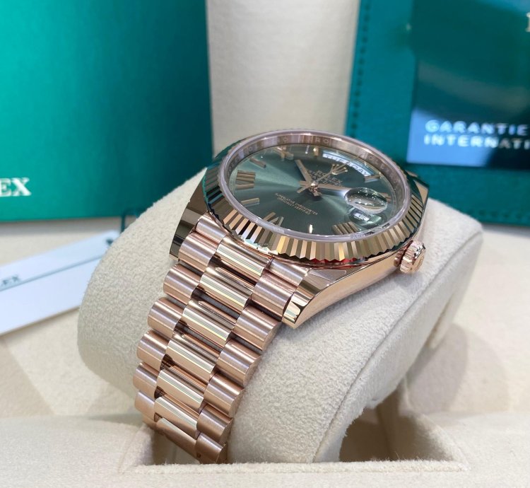 Rolex Day-date 40 Rose Gold Olive Roman Dial 2023