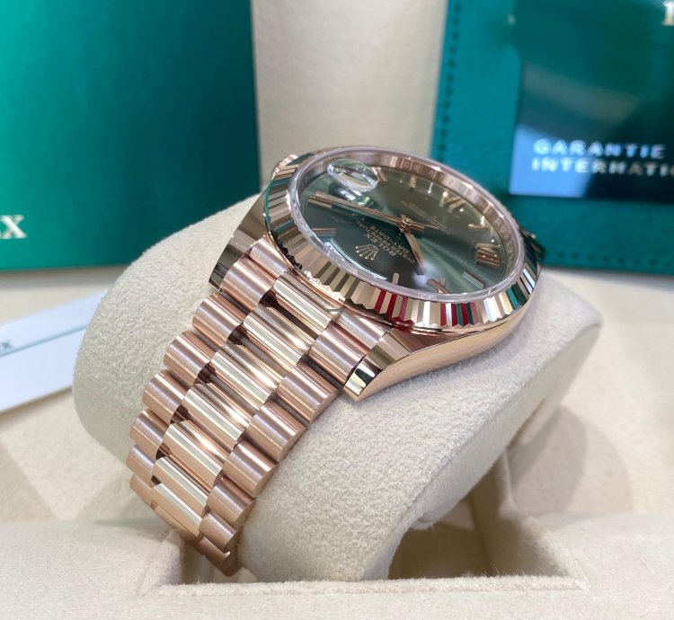 Rolex Day-date 40 Rose Gold Olive Roman Dial 2023
