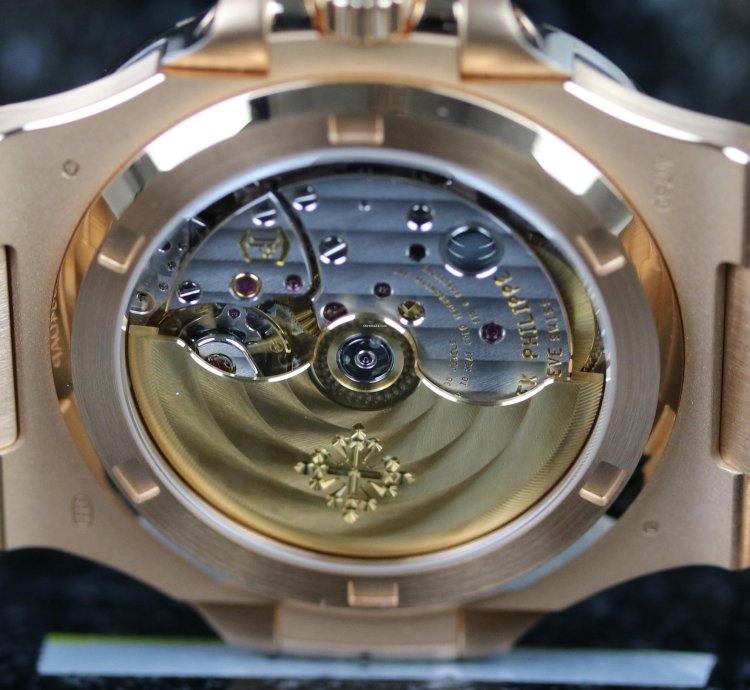 Patek Philippe Nautilus Ros - Like New - Fullset - 2018