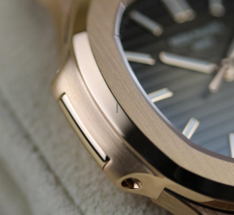 Patek Philippe Nautilus Ros - Like New - Fullset - 2018
