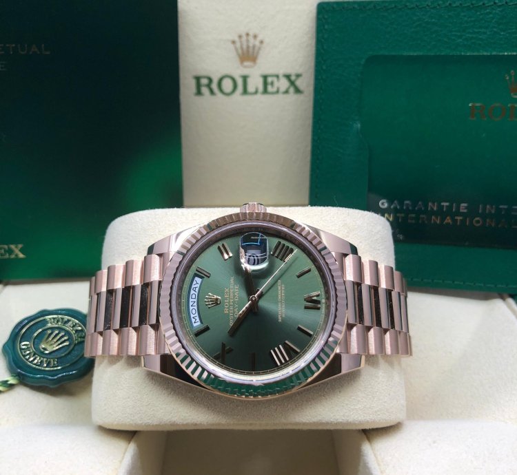 Rolex Day-date 40 Rose Gold Olive Roman Dial 2024