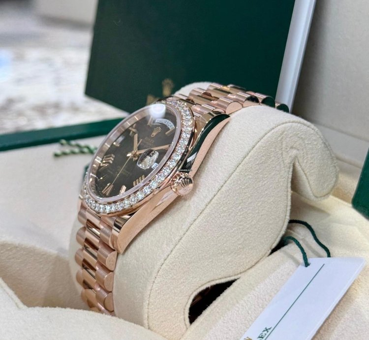 Rolex Day-date 40 Rose Gold Slate Ombre Diamond Bezel 2025