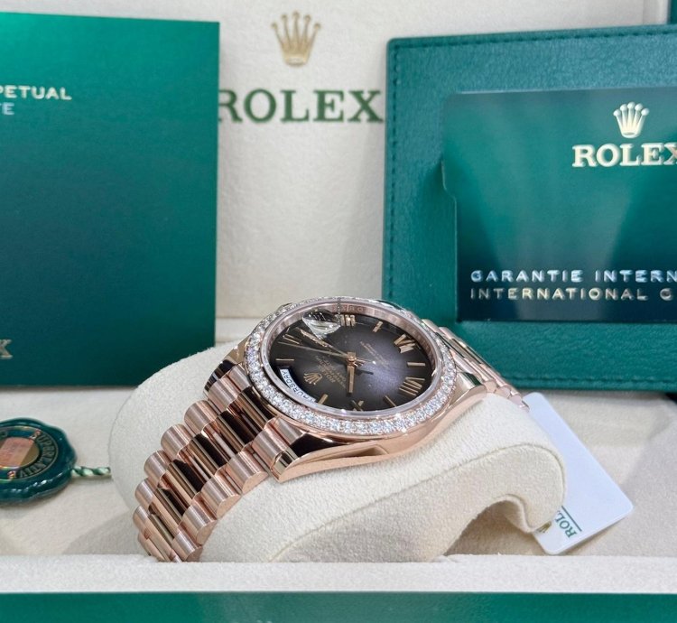 Rolex Day-date 40 Rose Gold Slate Ombre Diamond Bezel 2025
