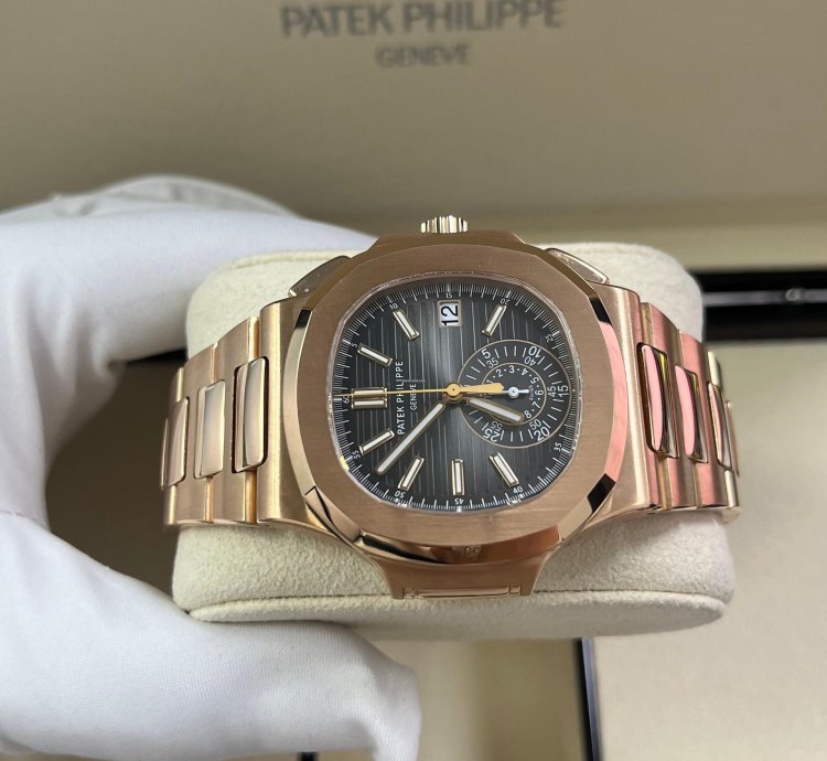 Patek Philippe Nautilus Rose Gold 40 5mm Black Gradient Dial 5980 1r-001