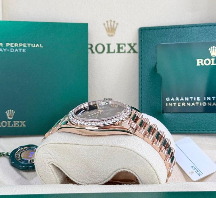 Rolex Day-date 40 Rose Gold Slate Ombre Diamond Bezel 2025