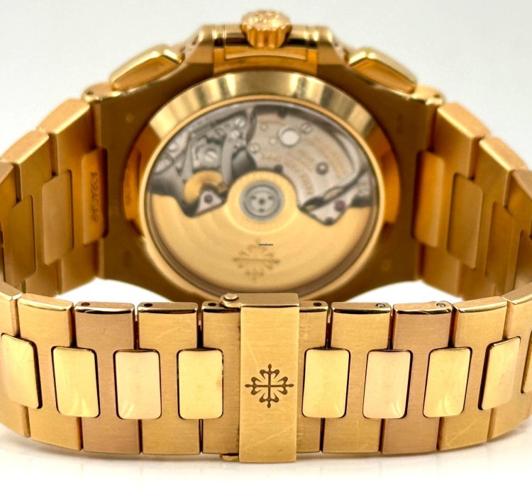 Patek Philippe Nautilus Rose Gold Bracelet 5980 1r Box Papers 2013