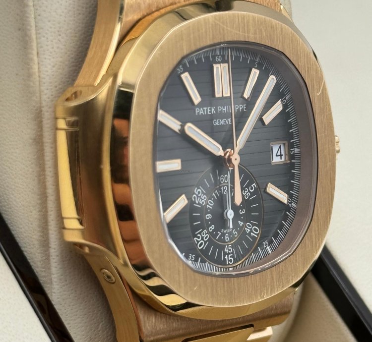 Patek Philippe Nautilus Rose Gold Bracelet 5980 1r Box Papers 2013