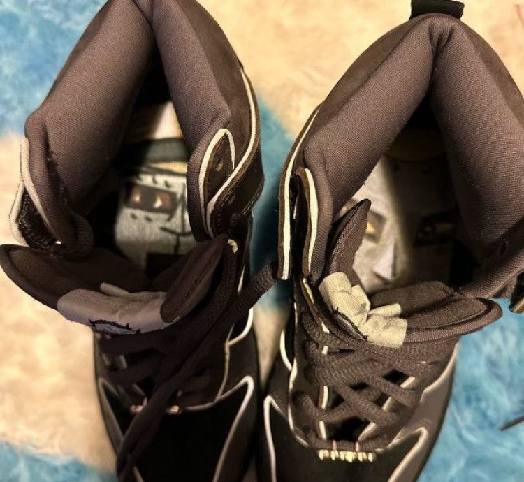 Mf Doom Nike Sb Dunk