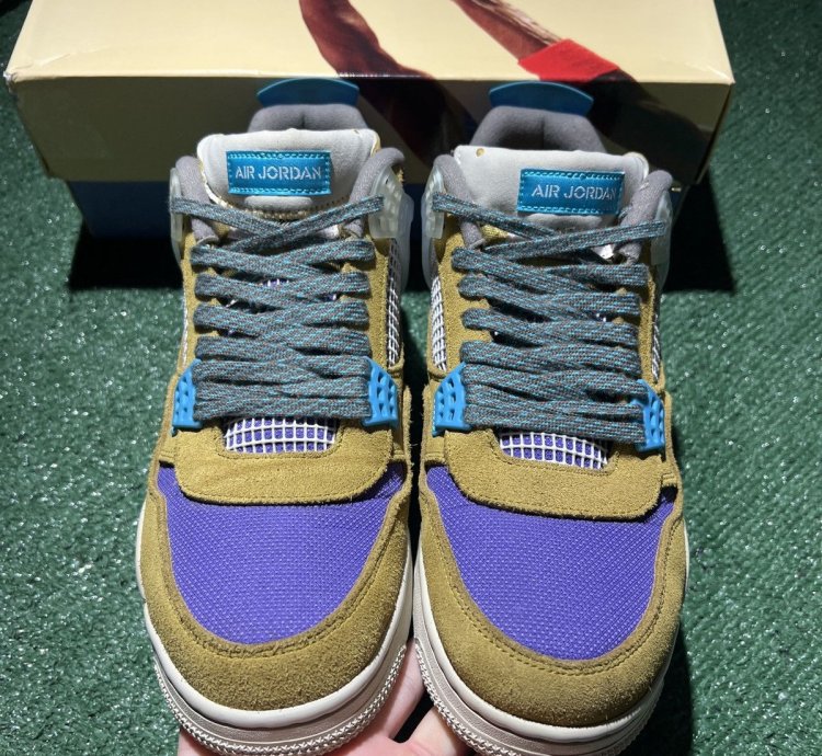 Jordan 4 Desert Moss Size 12