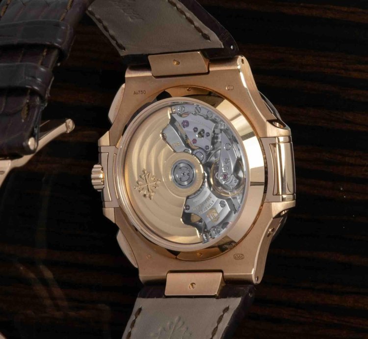 Patek Philippe Nautilus Rose Gold Chronograph 5980r-001 July 2020