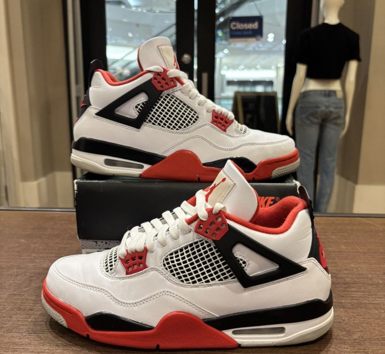 Jordan 4 Fire Red