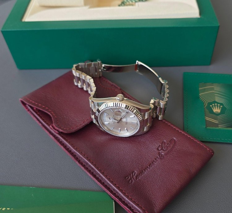 Rolex Day-date 40 Set Completo Con Astuccio In Pelle Hausmann Trident