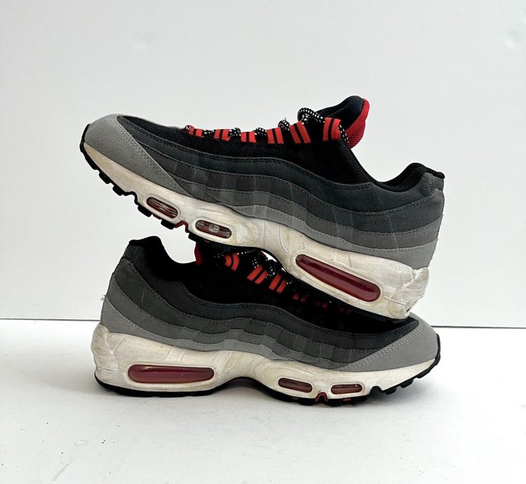 2014 Nike Air Max 95 Comet Red Wolf Gray Grey Black Running