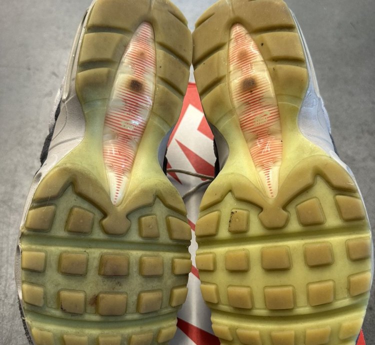 2014 Nike Air Max 95 Qs Halloween Mummy Zombie