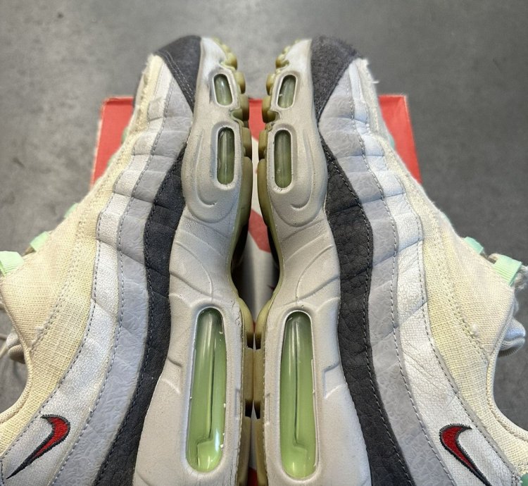 2014 Nike Air Max 95 Qs Halloween Mummy Zombie