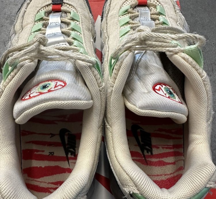 2014 Nike Air Max 95 Qs Halloween Mummy Zombie