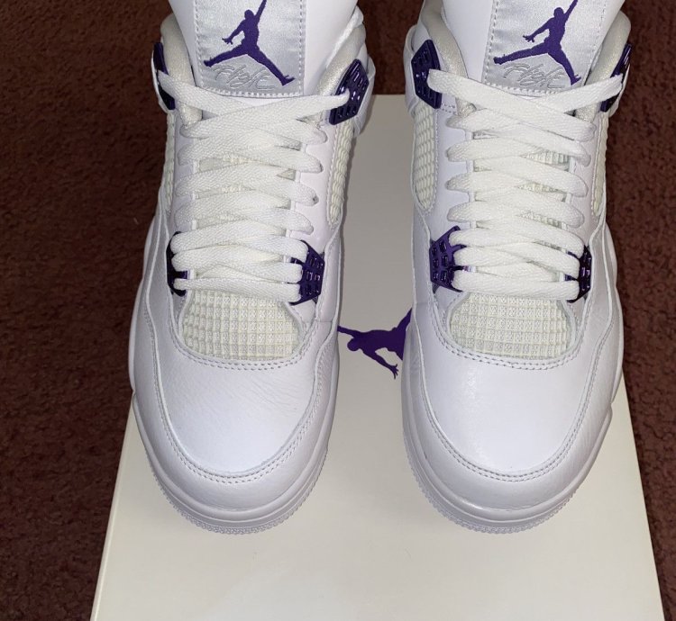 Jordan 4 Metallic Purple