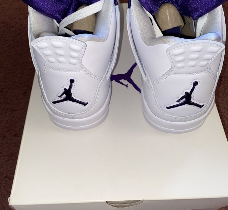 Jordan 4 Metallic Purple