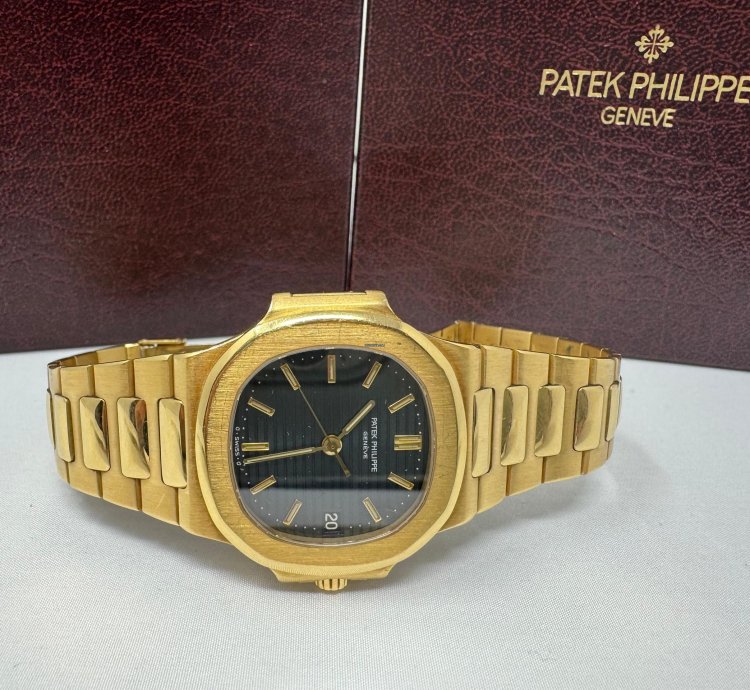 Patek Philippe Nautilus Sehr Charmantes Und Vollst Ndiges Vintage Nautilus Set