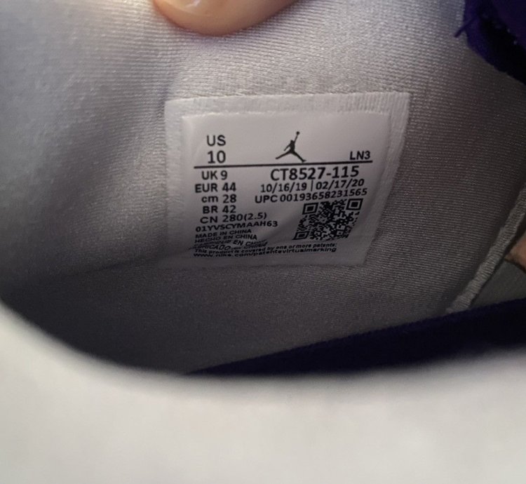 Jordan 4 Metallic Purple