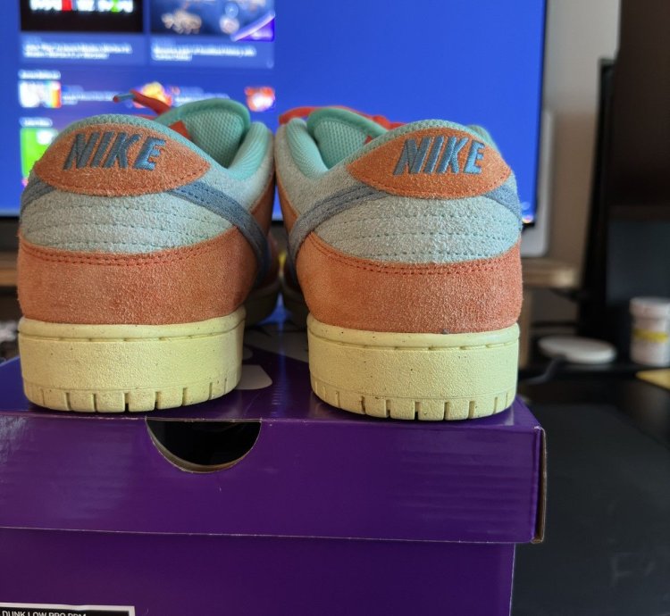 Nike Dunks Sb Orange Emerald