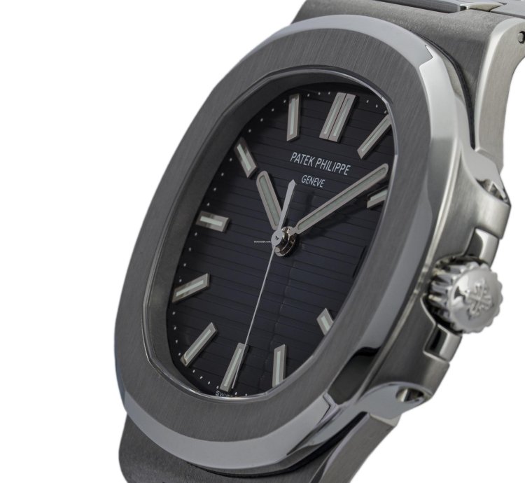 Patek Philippe Nautilus Service 10 2024 5711 1a-001