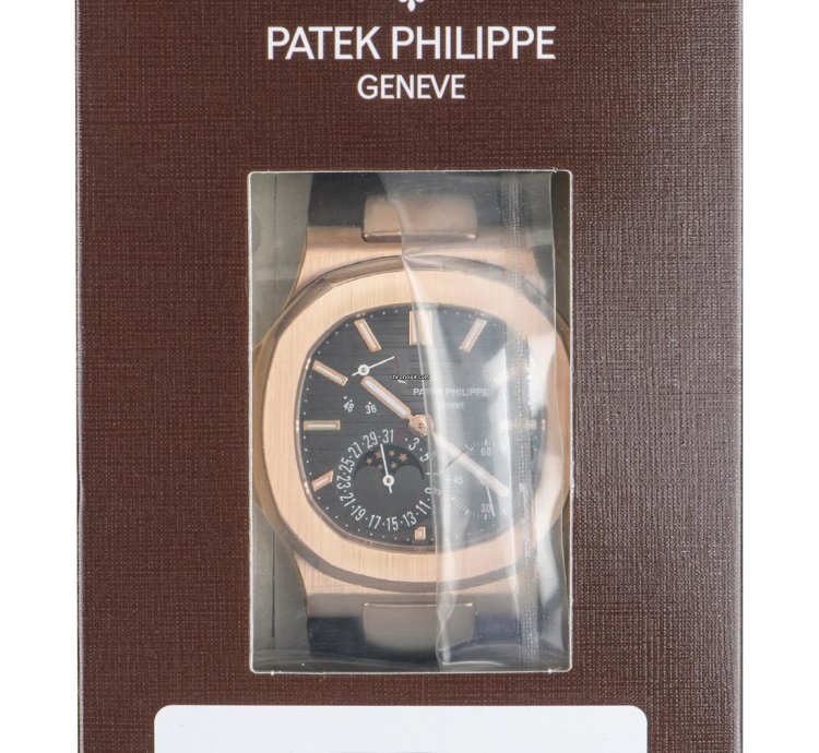 Patek Philippe Nautilus Service Sealed 5712r-001