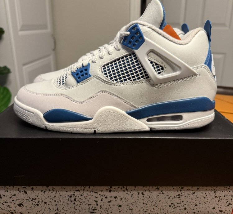 Jordan 4 Military Blue 2024