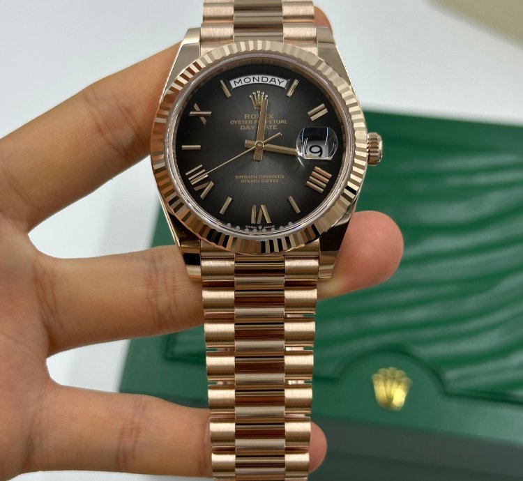 Rolex Day-date 40 Slate Ombre Black Roman