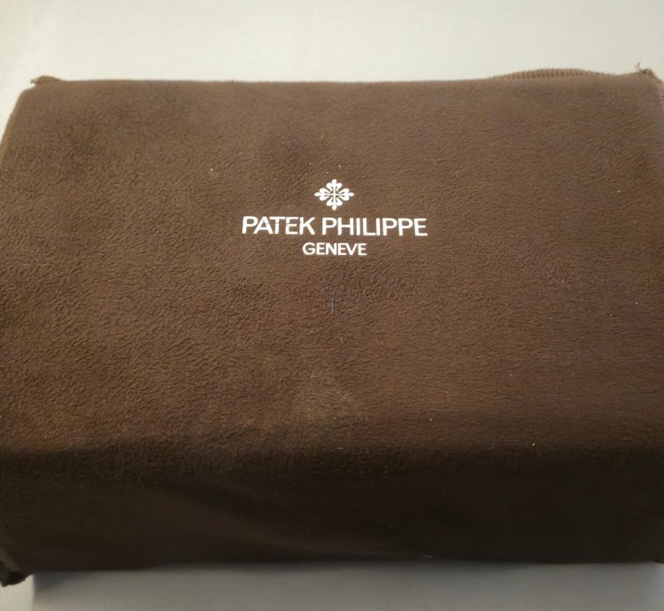 Patek Philippe Nautilus Set Complet Avec Certificat Origine