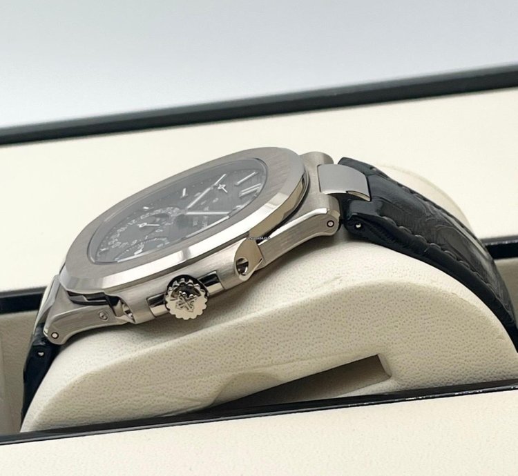 Patek Philippe Nautilus Slate 5712g-001 05 2016